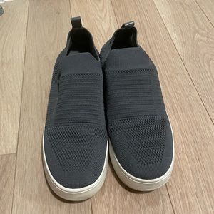 Steve Madden Grey Beale Shoes Size 9